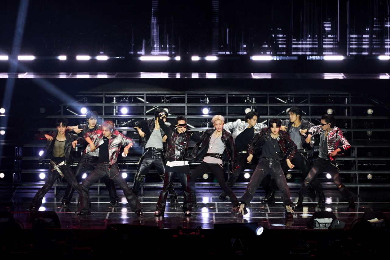 트레저 팬콘서트 서울 공연과 NEW WAV 무대 및 일본투어 일정
