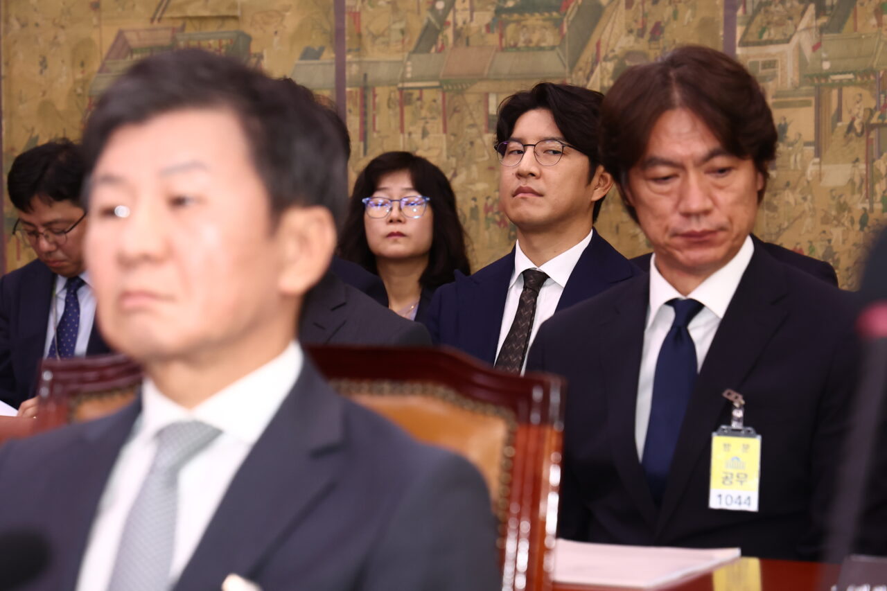 국정감사에 참석한 정몽규 홍명보 박주호