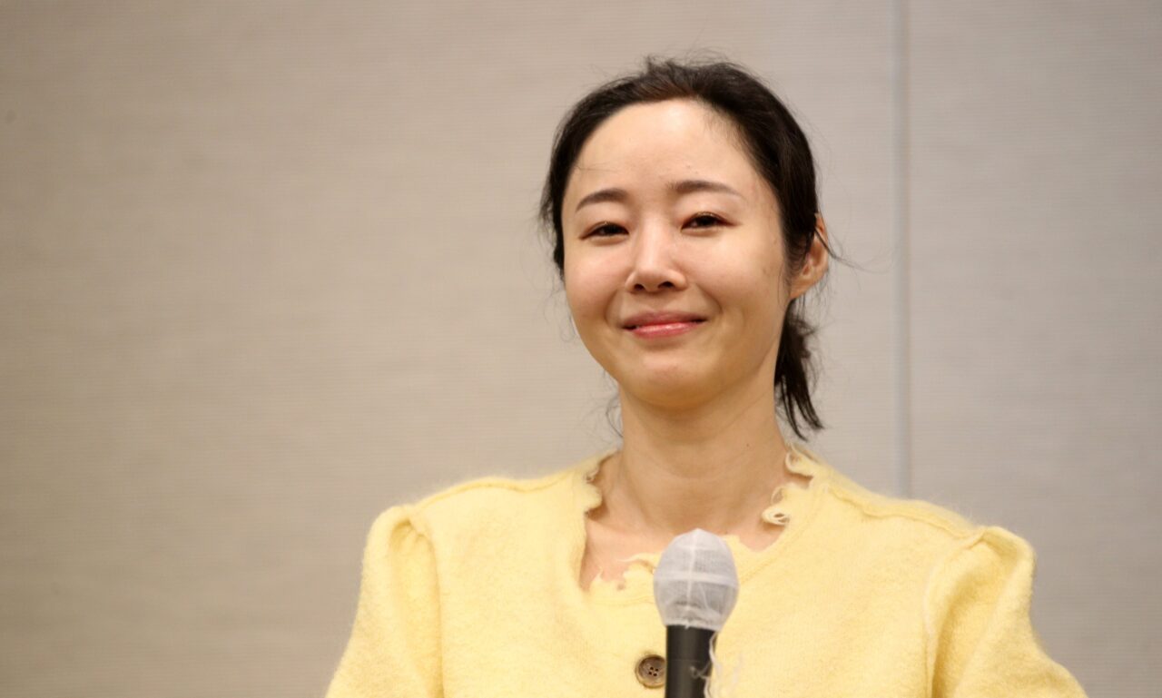 기자회견 하는 민희진