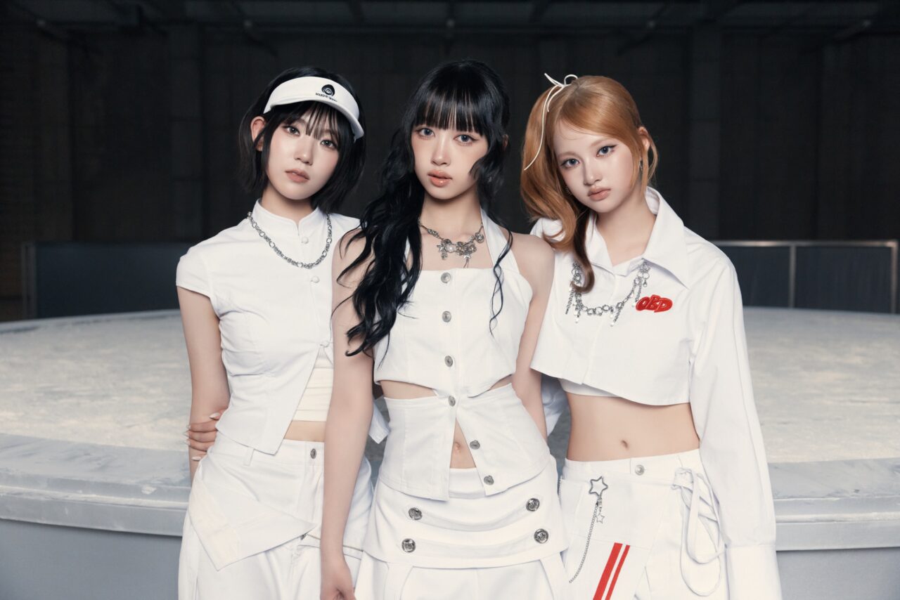 아워벌스데이 디지털 싱글 'HUNGRY (Side A)'