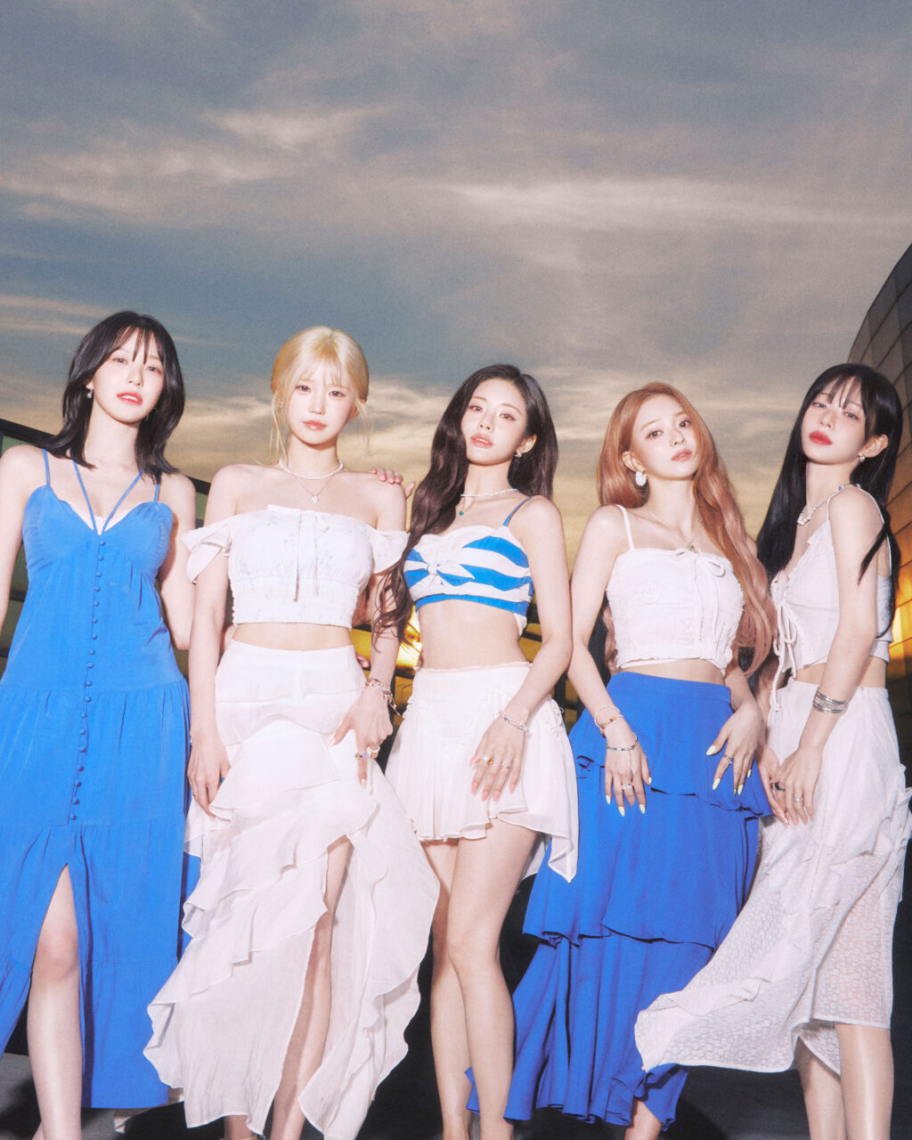 프로미스나인 정규 2집 'Glow ME' #3 Vacance 콘셉트 포토