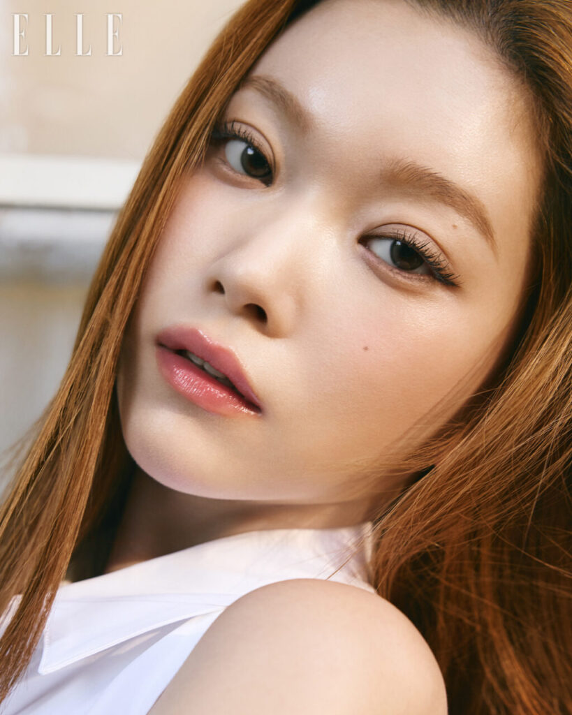 빌리 츠키 아넷사 여름 화보