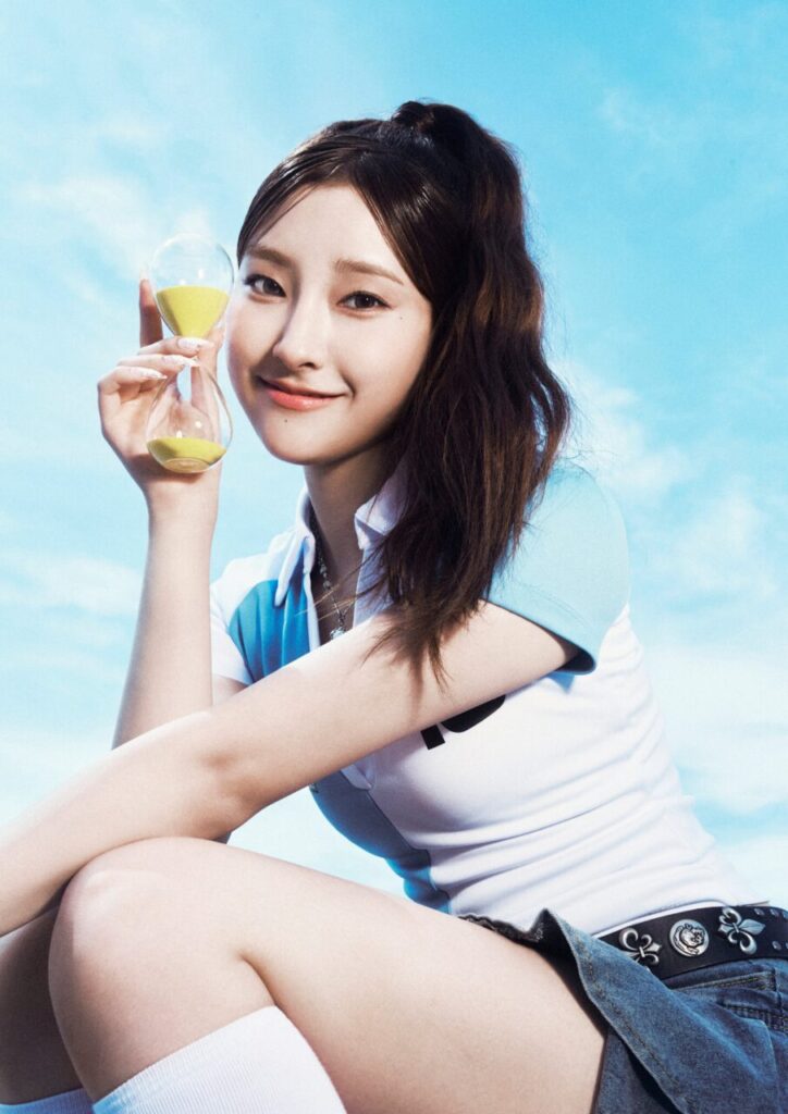 앳하트 아우로라 리메이크 싱글 2집 '3! 4!' #2 콘셉트 포토