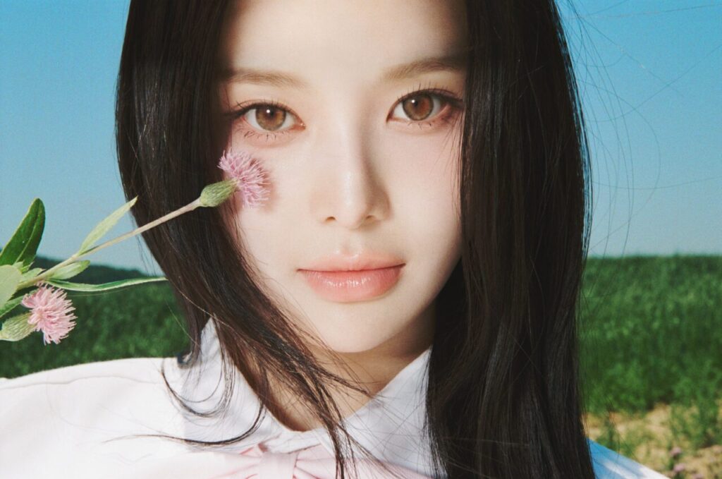 이즈나 방지민 日 미니 1집 'HANDLE WITH CARE' #1 콘셉트 포토