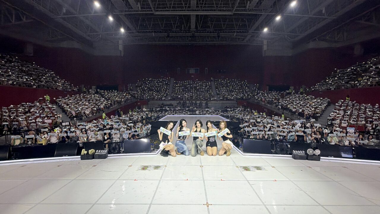 있지 The 5th Fan Meeting '있지 믿지, 날자! 'ALL IN, MIDZY''