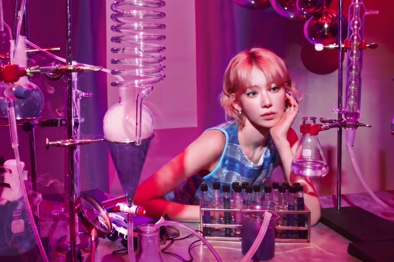 르세라핌 사쿠라 싱글 2집 'Made My Night' #2 CHEMICAL NIGHT 콘셉트 포토