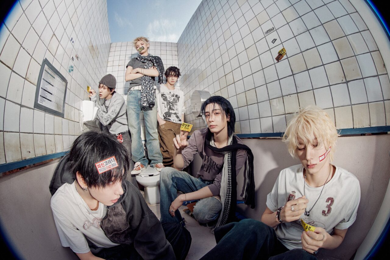 보이넥스트도어 정규 1집 리패키지 'HOME：DELUXE' #1 HAZE 콘셉트 포토