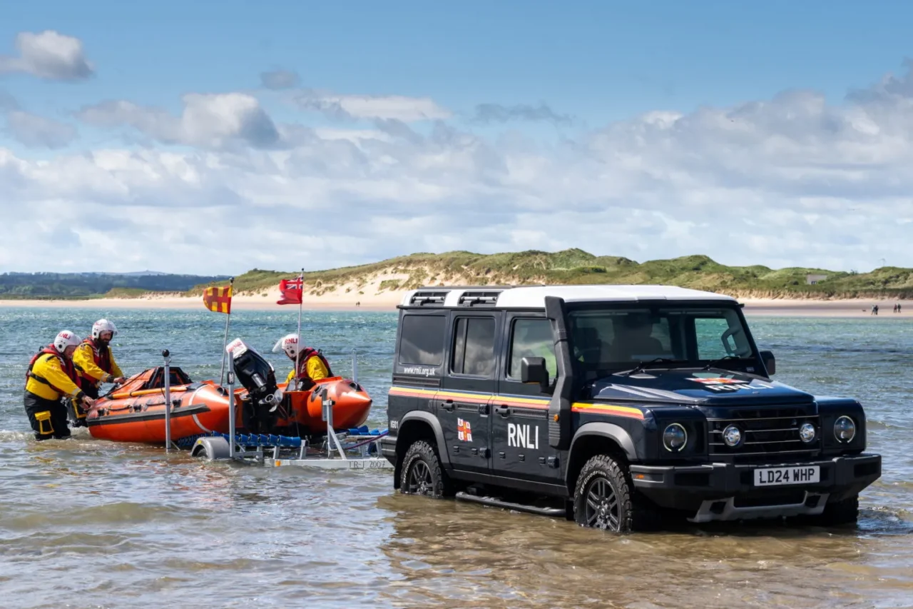 그레나디어 RNLI 인명 구조 수색차