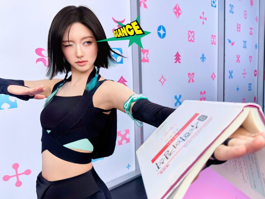 아이브 가을 EP 5집 'Looks Can Kill' #3 HERO COMICS 콘셉트 포토
