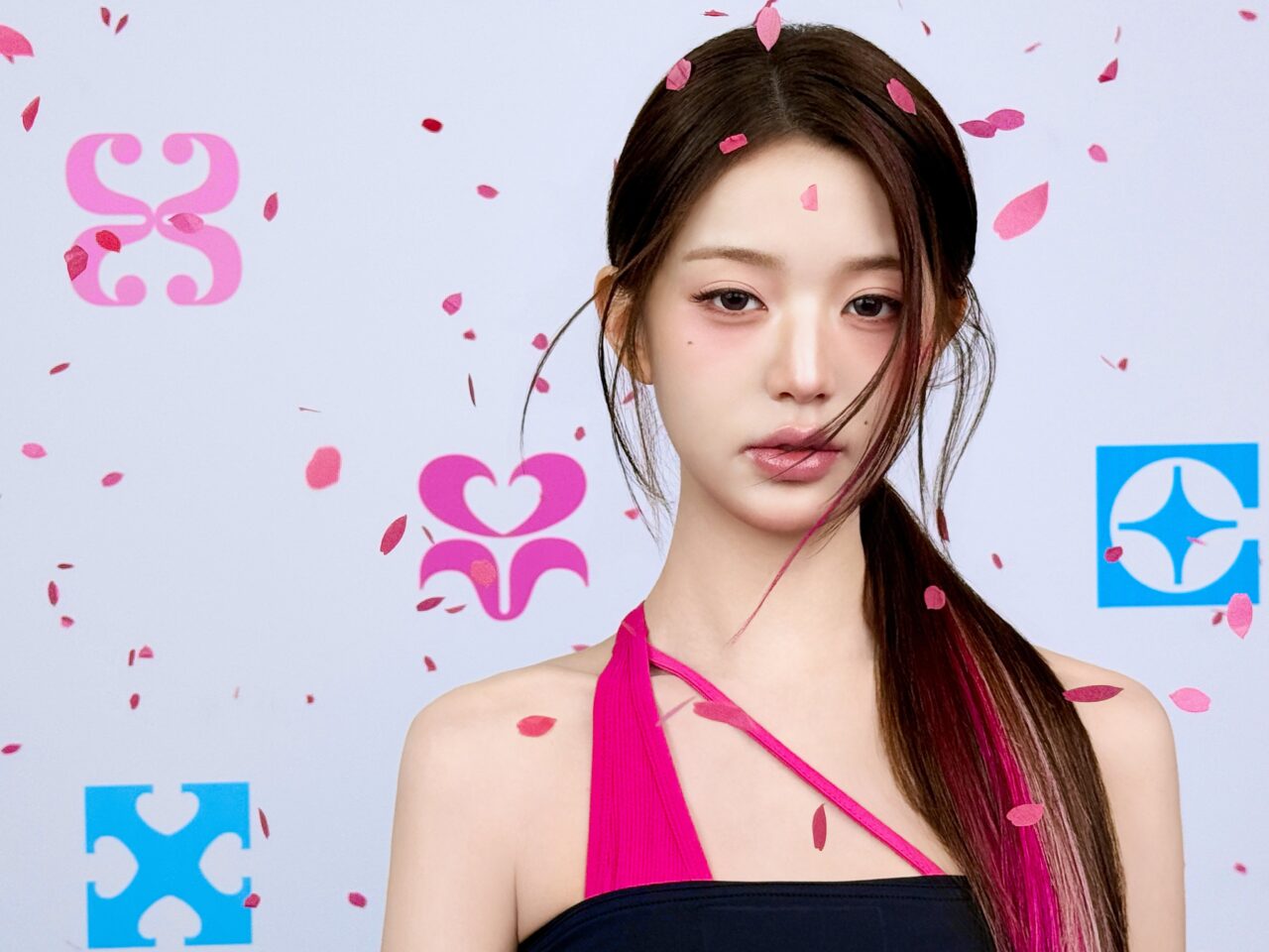 아이브 장원영 EP 5집 'Looks Can Kill' #3 HERO COMICS 콘셉트 포토