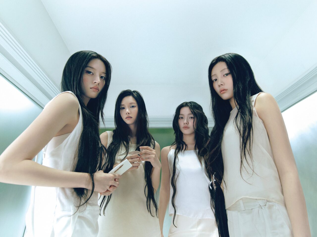 아일릿 미니 5집 'BREAK EVEN' #3 QUIET 콘셉트 포토