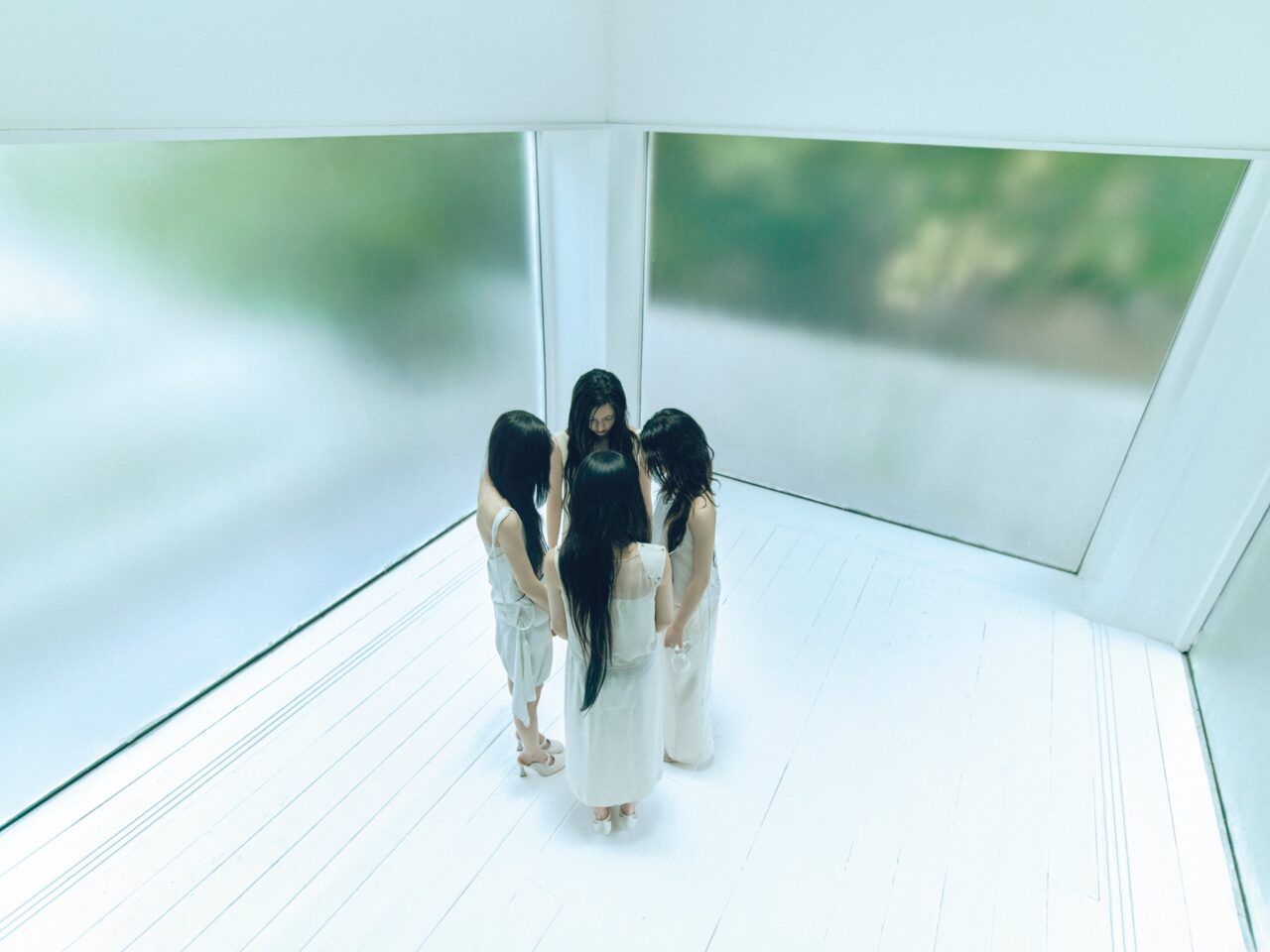 아일릿 미니 5집 'BREAK EVEN' #3 QUIET 콘셉트 포토