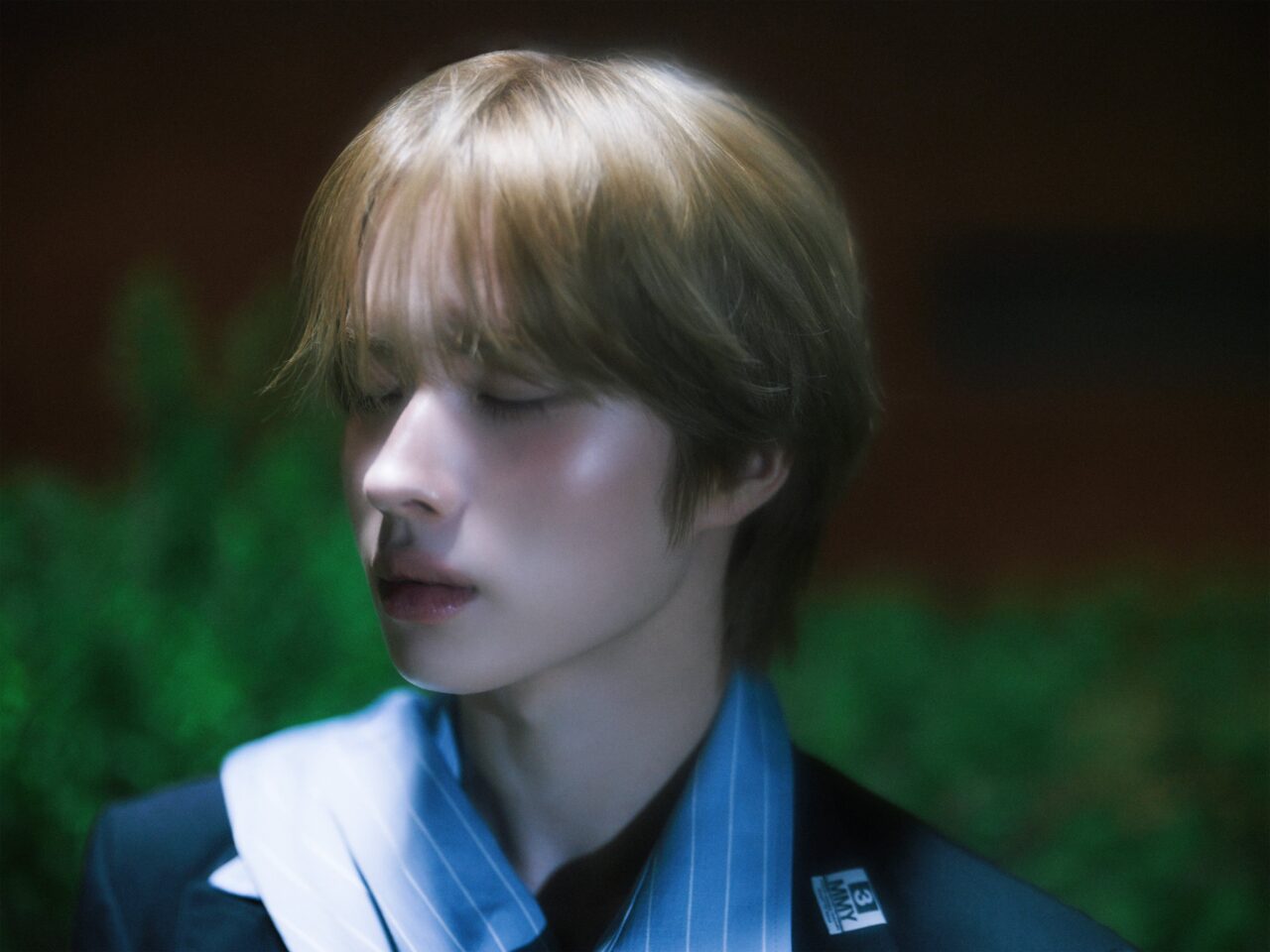 투어스 경민 싱글 2집 'TO US' #3 Everglow 콘셉트 포토