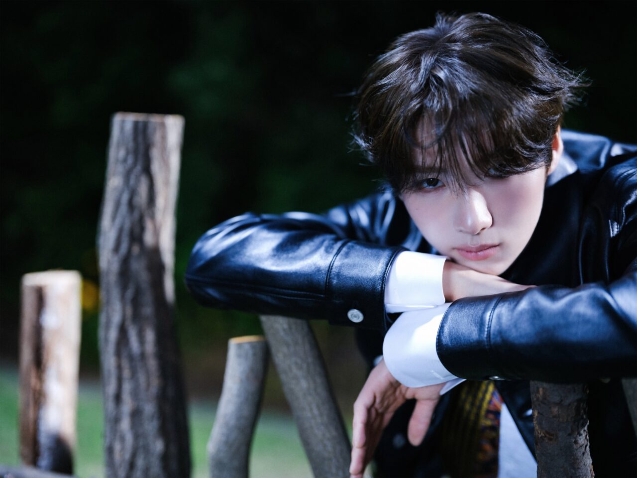 투어스 영재 싱글 2집 'TO US' #3 Everglow 콘셉트 포토